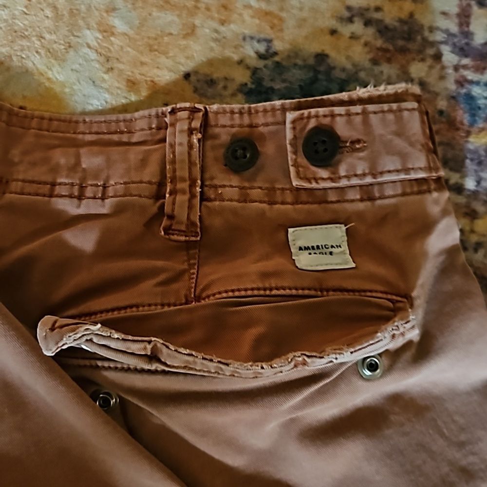 Like New!!!American Eagle cargo pants!!!.. FLEX WEAR!!. - Picture 2 of 7